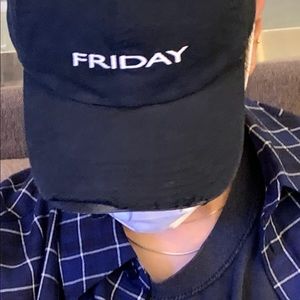 Meet your Posher, Sang